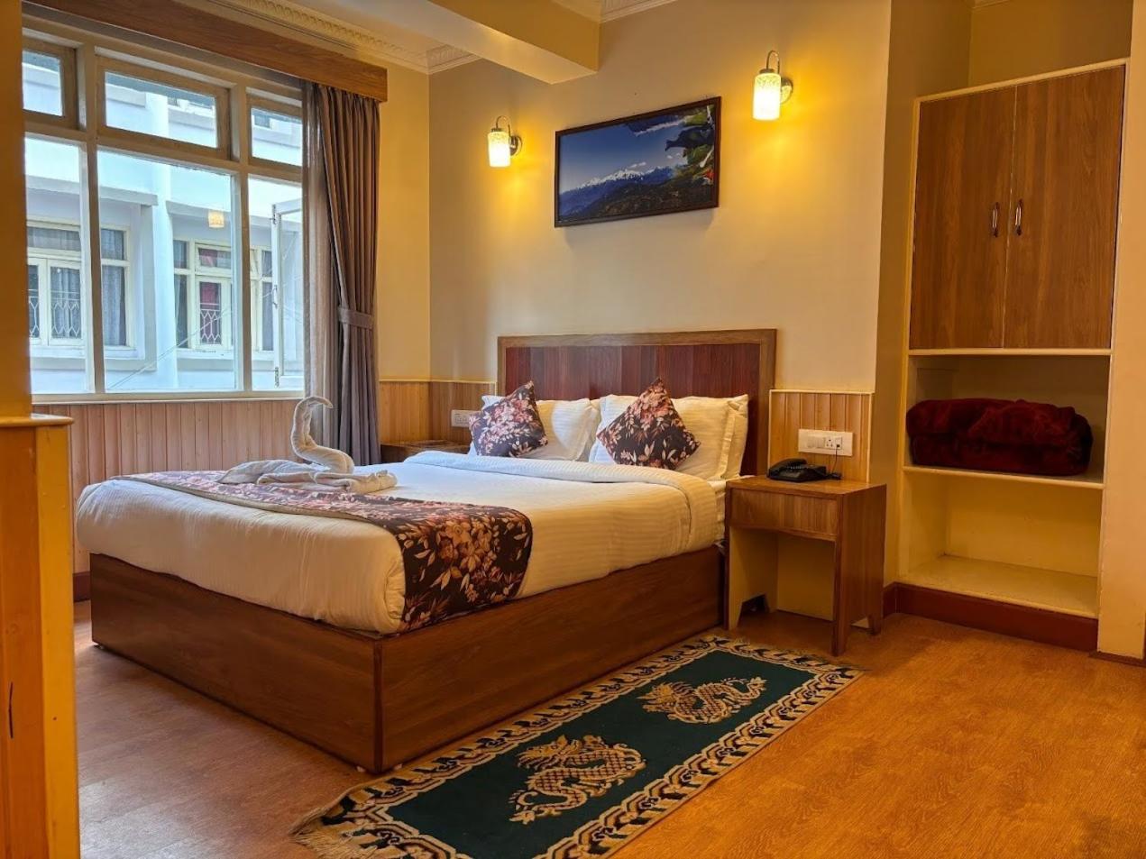 Serenity Taksa Palace Ξενοδοχείο Νταρτζίλινγκ Εξωτερικό φωτογραφία