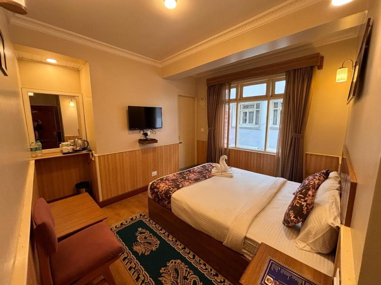 Serenity Taksa Palace Ξενοδοχείο Νταρτζίλινγκ Εξωτερικό φωτογραφία