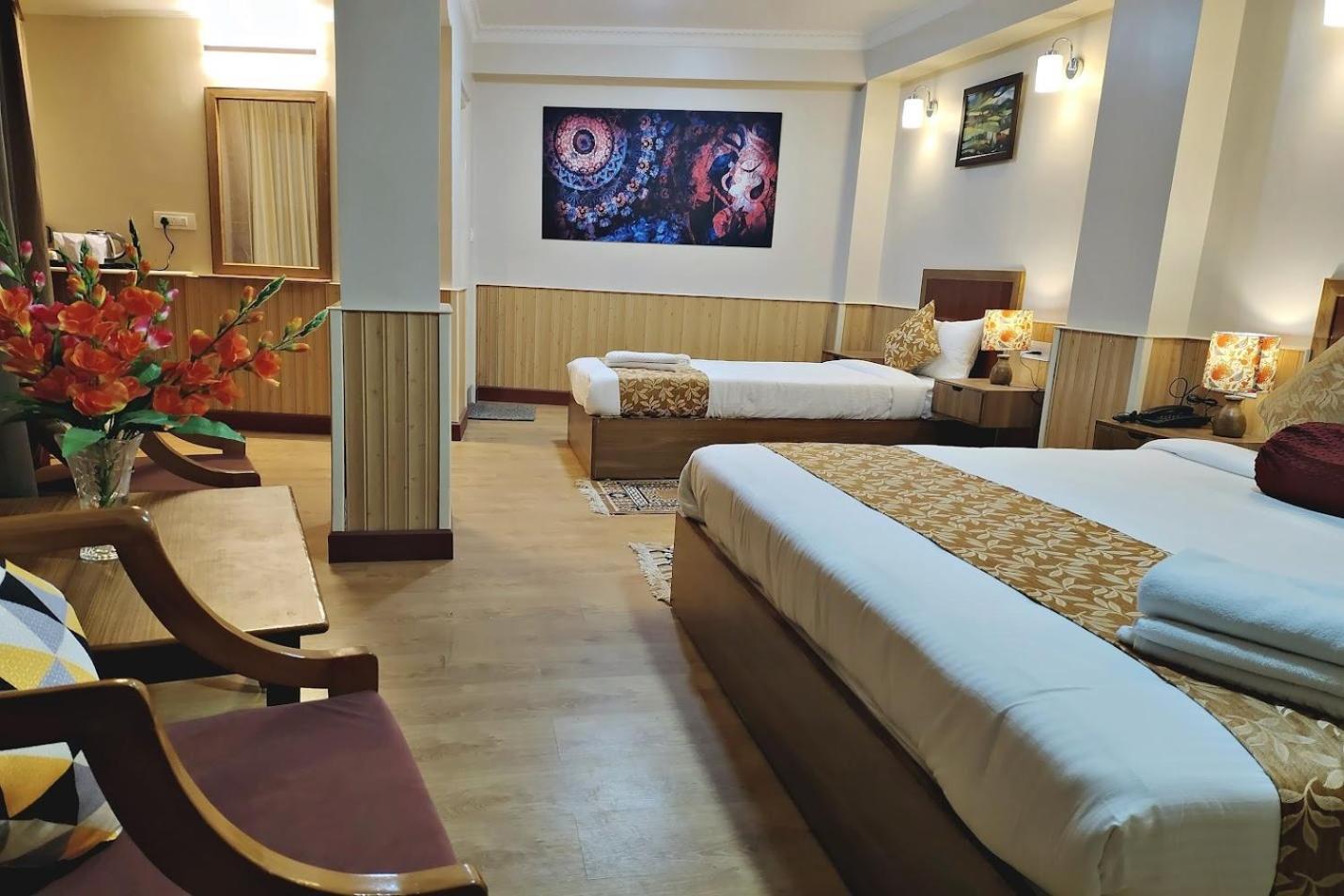 Serenity Taksa Palace Ξενοδοχείο Νταρτζίλινγκ Εξωτερικό φωτογραφία