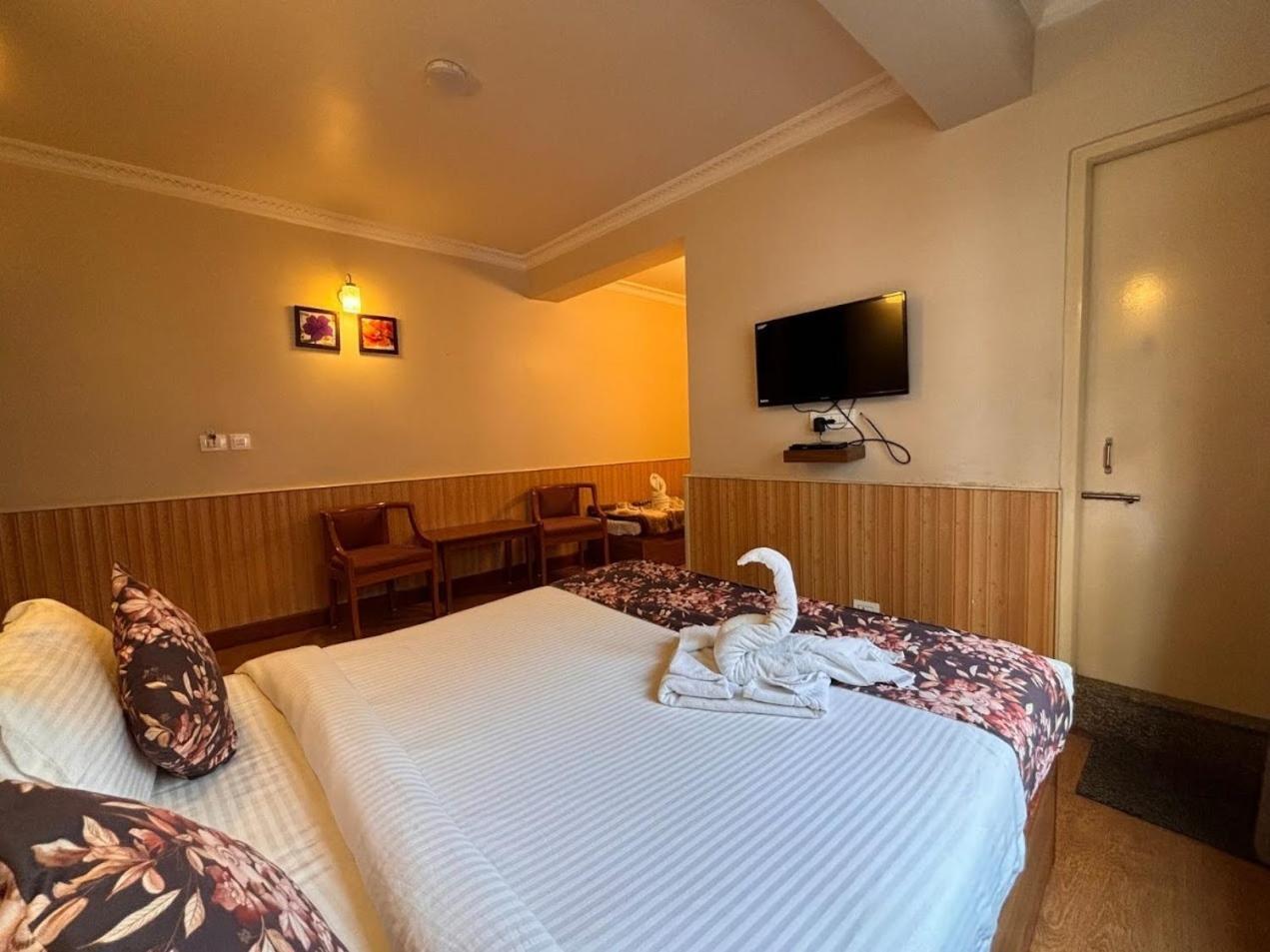 Serenity Taksa Palace Ξενοδοχείο Νταρτζίλινγκ Εξωτερικό φωτογραφία